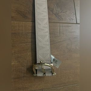 Michael joes belt pink